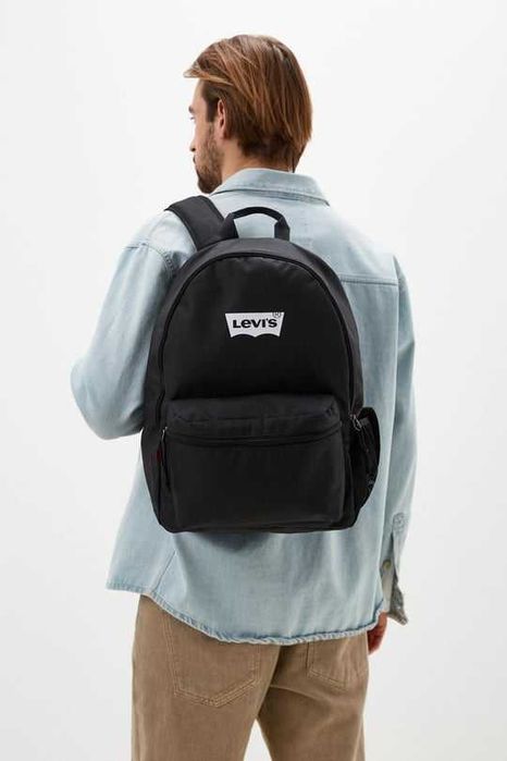 Рюкзак    Levi's
