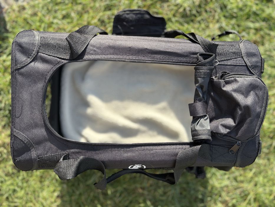 Zestaw transporterek, kuweta, smycz, obroża