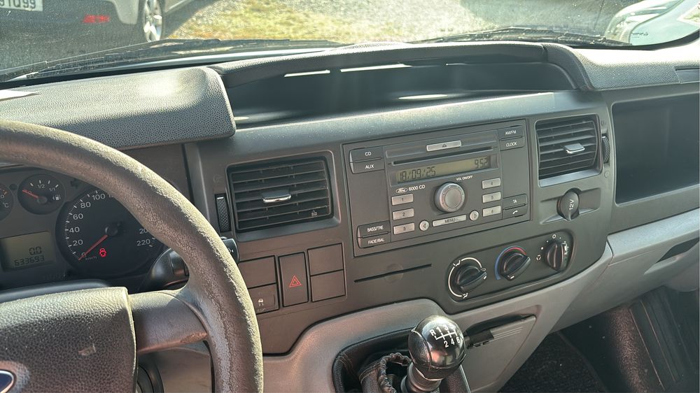 Ford transit 2010