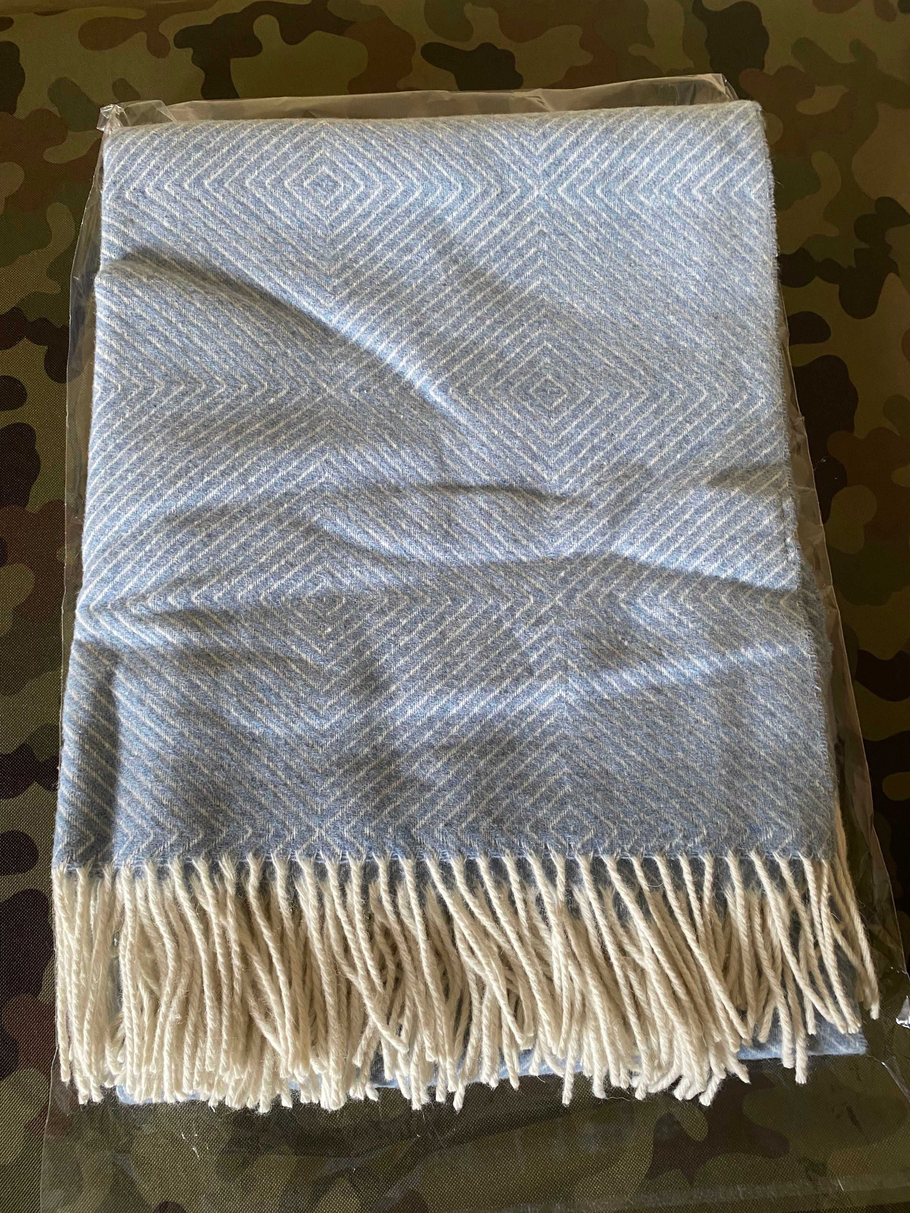 Koc Wełniany Merino Salinas Jasnoniebieski w Romby NOWY