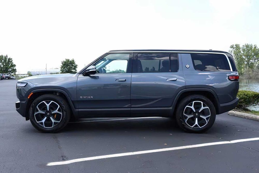 2023 Rivian R1S Adventure Quad Motor