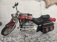 Miniatura Harley - Davidson Softail Heritage Classic esc. 1/18