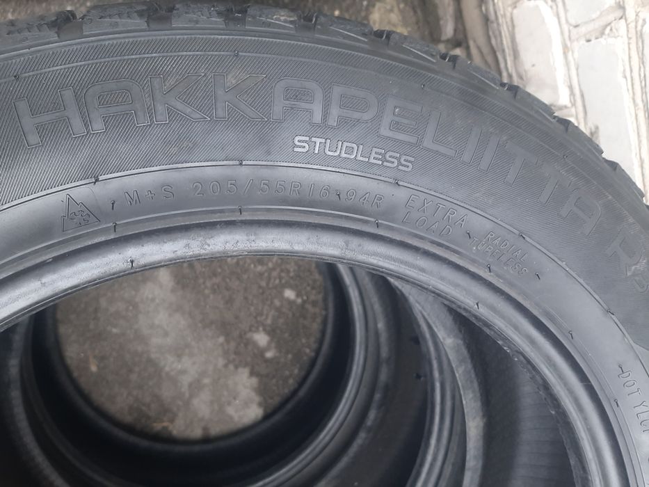 Шини б/у 205/55R16 Nokian зима.