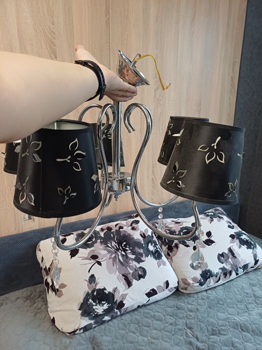 Люстра на 5 ламп