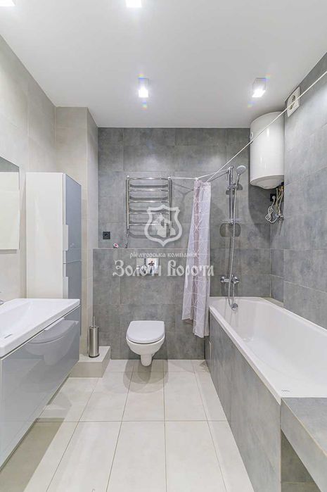 Квартира, 3к. Євроремонт. Соборності 30, Русанівка, Дніпровський район