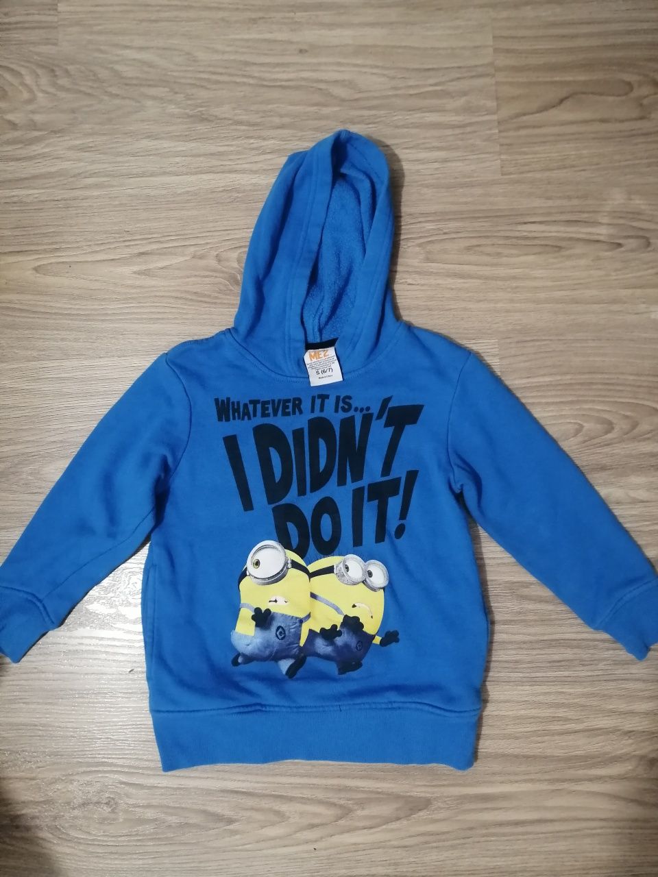 Bluza z minionkiem