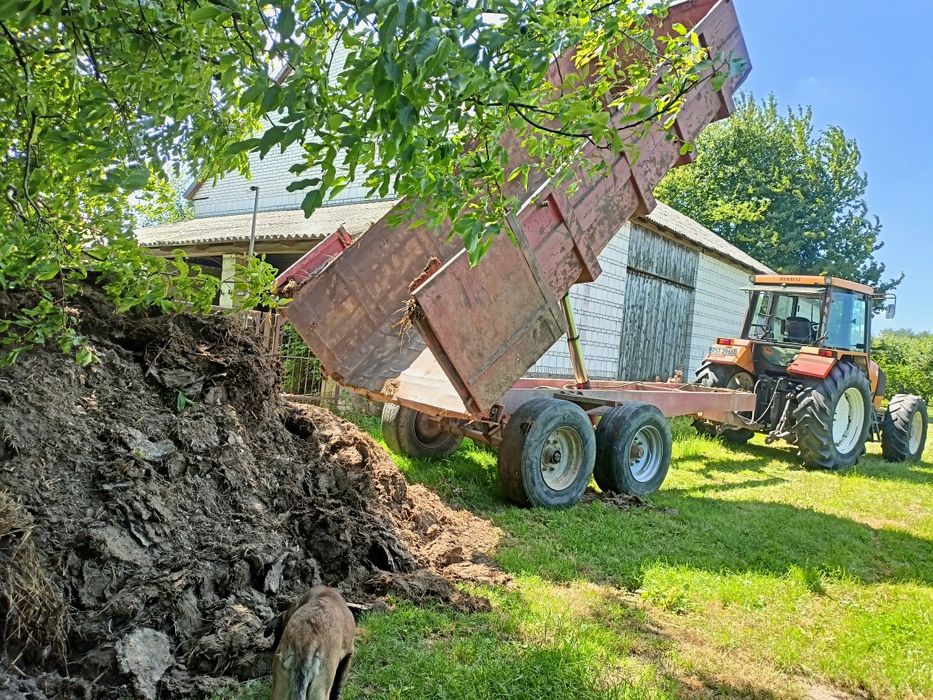 Renault temis 610.   John Deere