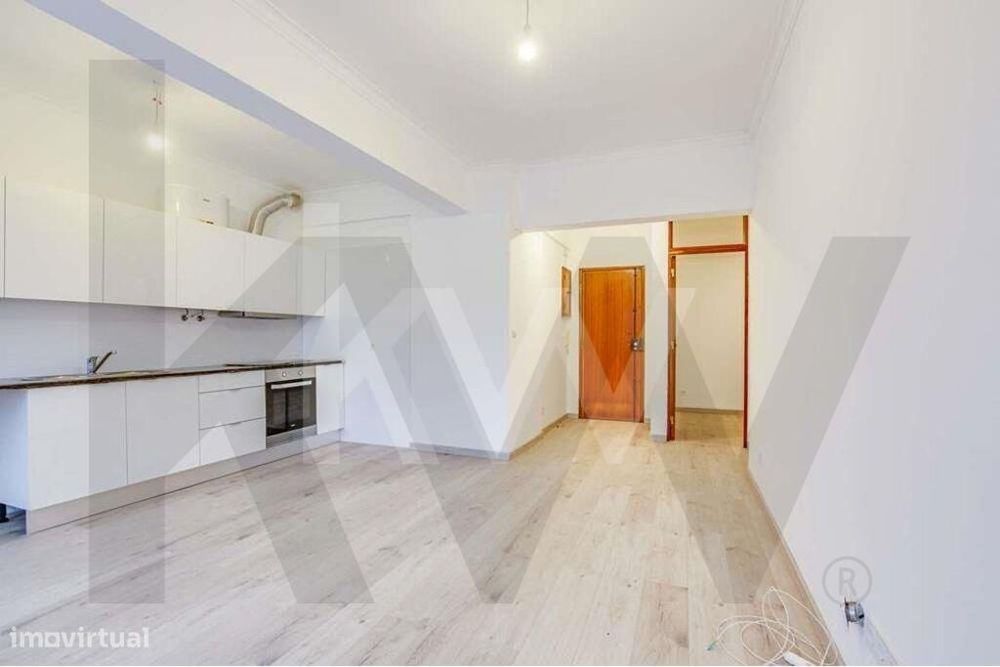 T1+1 renovado na Póvoa de Santo Adrião. Excelente oportunidade!