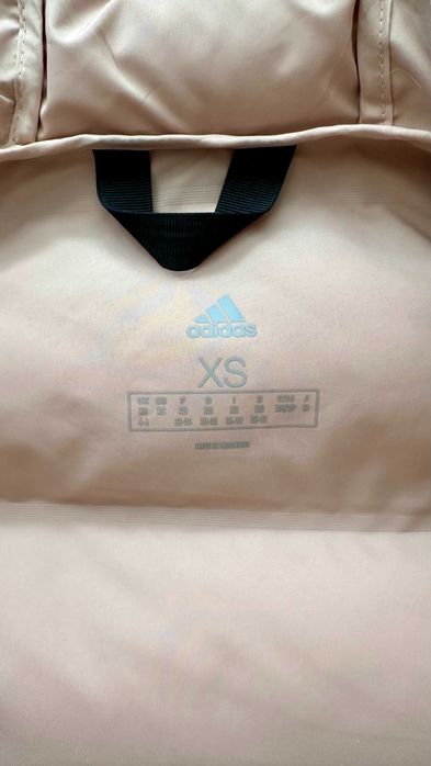Зимова Куртка Adidas XS Жіноча Бежева