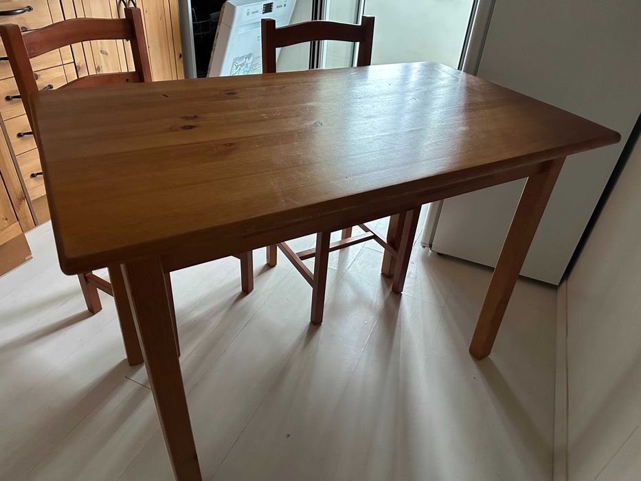 Mesa madeira cozinha + 3 cadeiras madeira