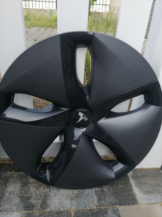 Tesla - Kołpaki/nakładki 18'