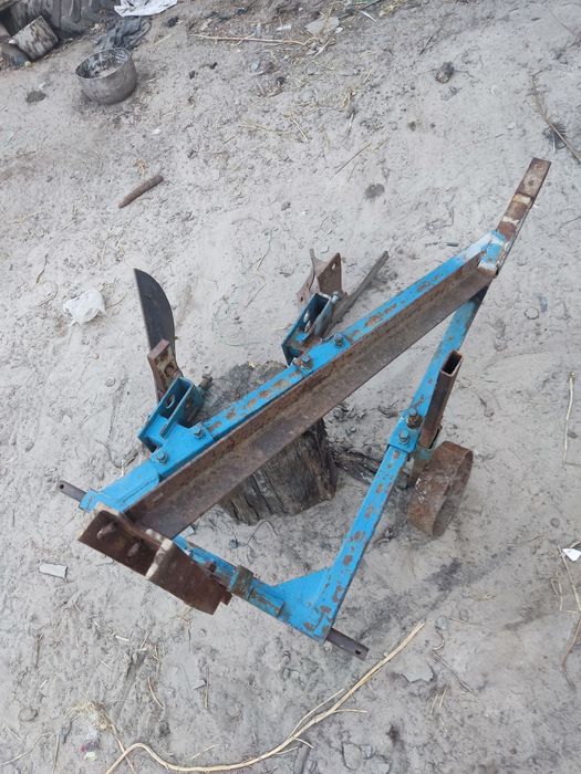 За деталями телефонуйте срочно продам Міні трактор YTO 200