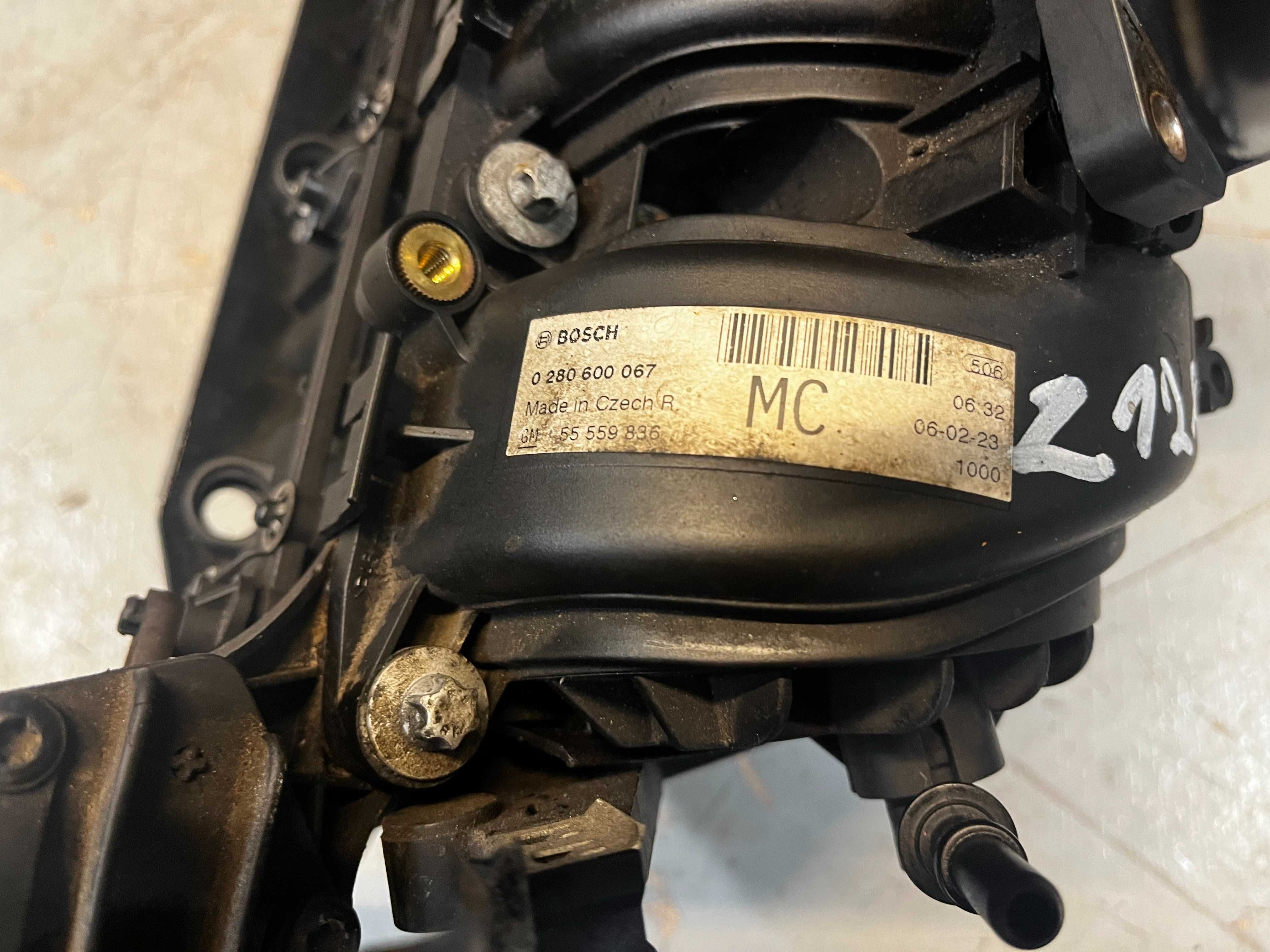 992D Kolektor Ssący Opel Corsa D 1.2B Z12XEP Stan BDB