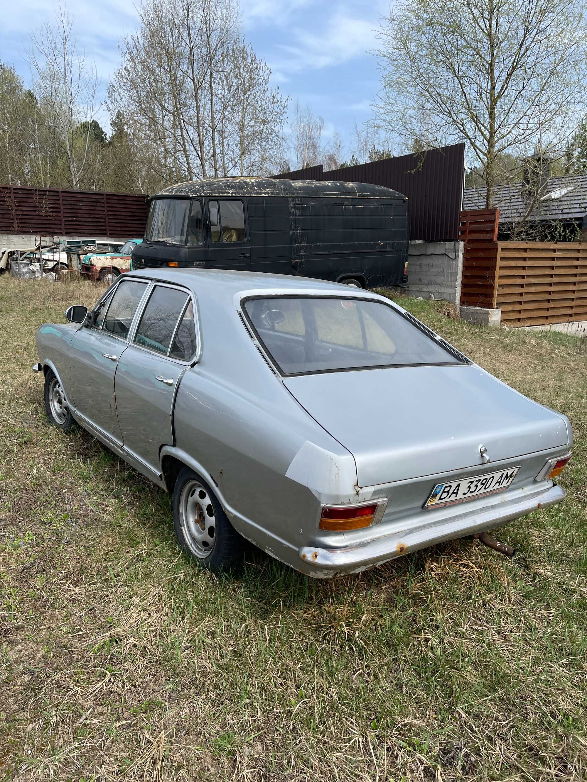 Opel kadett fastback