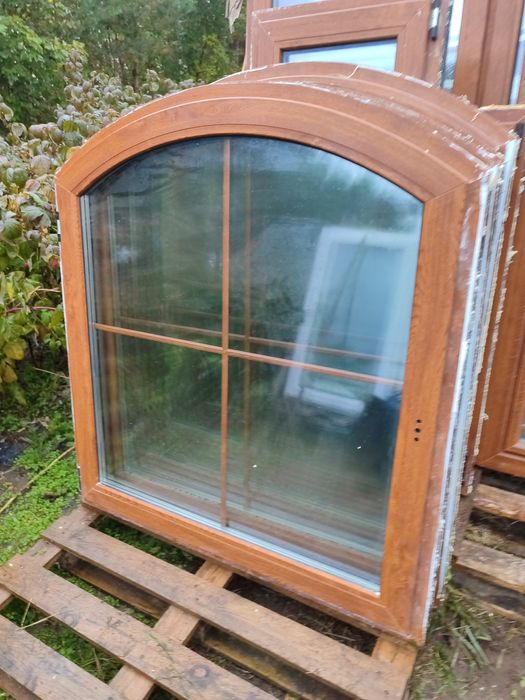 Okno pcv łukowe 3 szybowe złoty dąb używane 120 x 130 wys szprosy