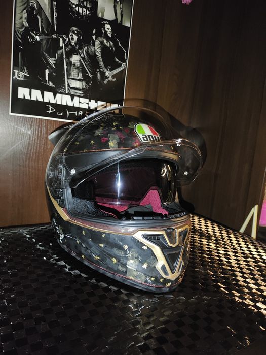 Мото шлем кастом кованый карбон с ушками