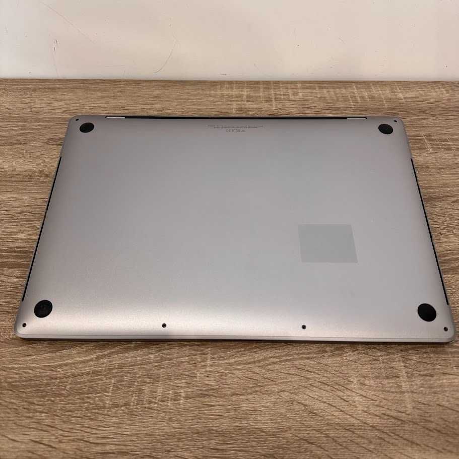 MacBook Pro 16" i9 / 16Gb DDR4 / SSD 1000Gb / Radeon 5500m (код:M0680)
