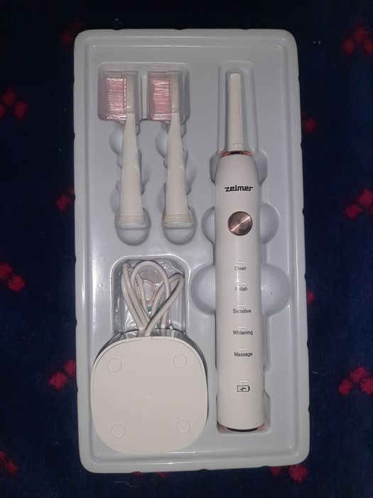 Продам электрическую зубную щётку ZELMER