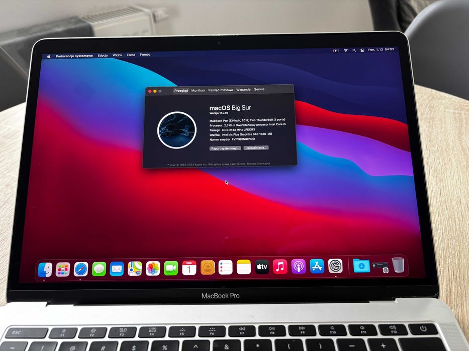 MacBook Pro 13" 2017 | Core i5 7. gen. | 256GB SSD | Stan dobry