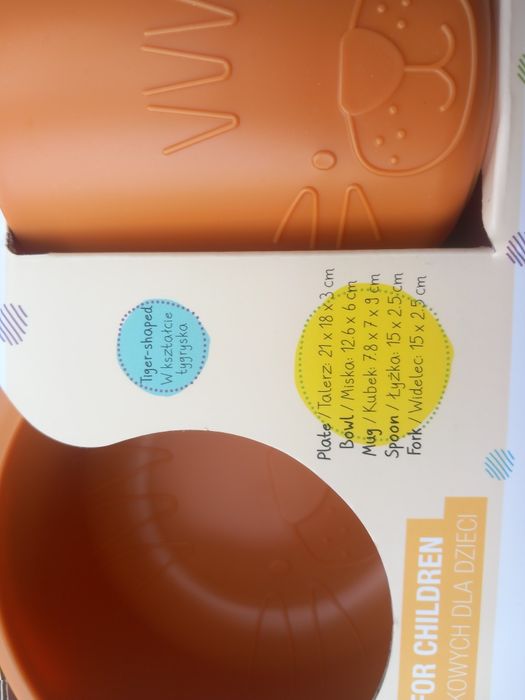 4 x Zestaw Naczyń plastykowych  dla dziecka  Smukee Kids