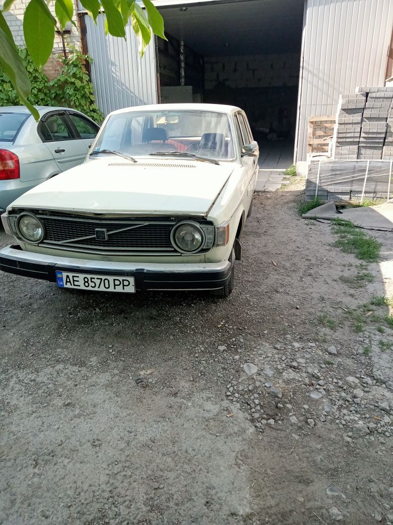 Продам volvo 144 в хорошем состоянии машина не гнилая