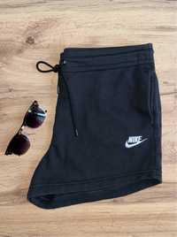 Spodenki damskie szorty Nike Nowe M