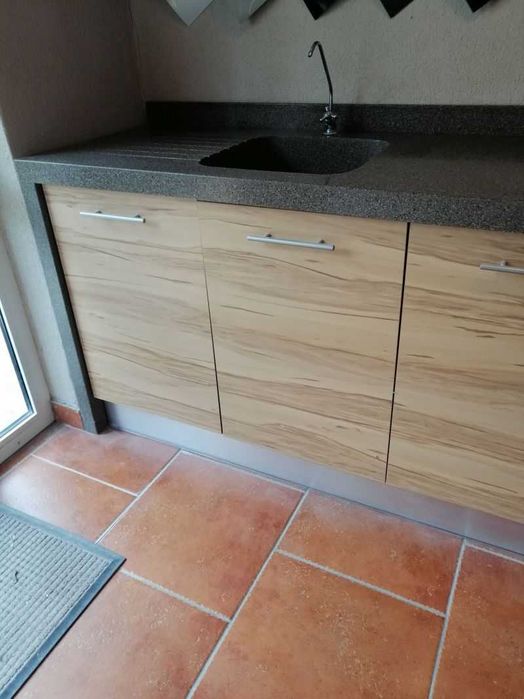 Okazja.Wodoodporny blat z kompozytu +zlew wraz z szafkami