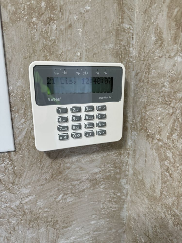 Elektryk - Instalacje, pomiary, fotowoltaika, monitoring, klimatyzacja