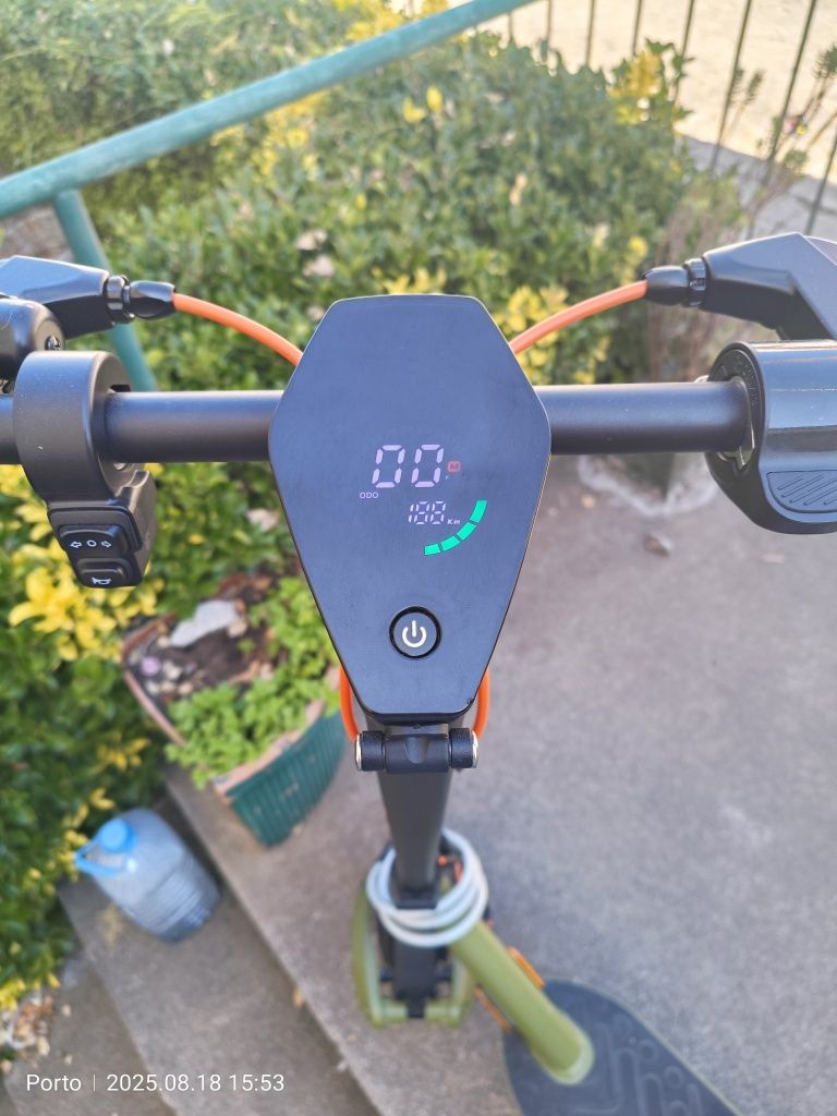 Vendo trotinete elétrica Olsson & Brothers Mamba Lite