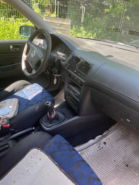 Sprzedam VW Golf IV 1998 r benzyna + gaz