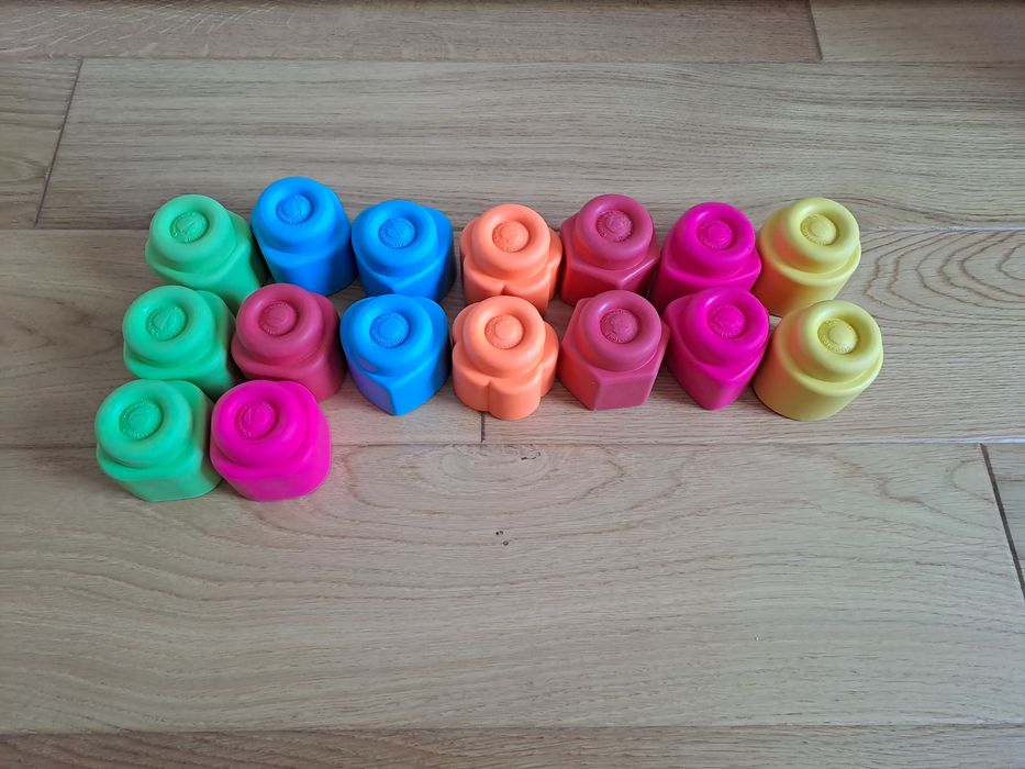 Wiaderko kształtów baby clemmy clementoni