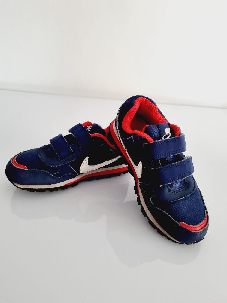 Adidasy dziecięce firmy Nike roz.27.5 ( 16.5 cm) )