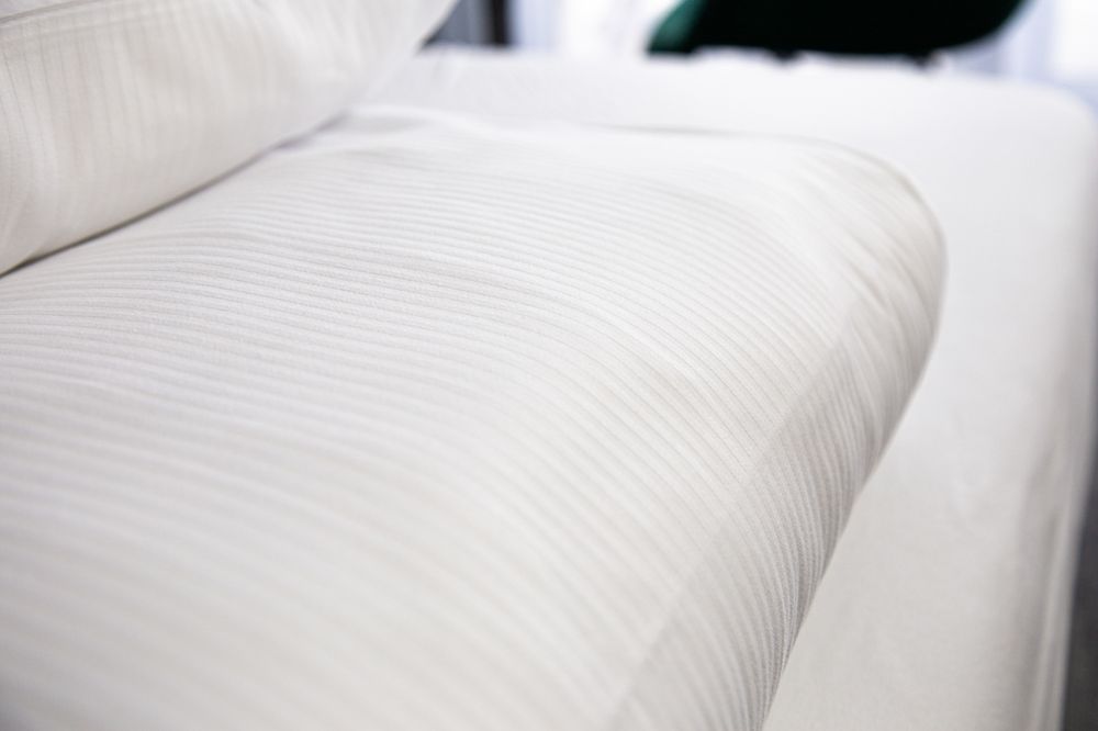 PROMOCJA -10% Komplet pościeli adamaszek poleasing 200x220 70x80 paski