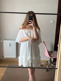 Elegancka krótka biała sukienka na lato