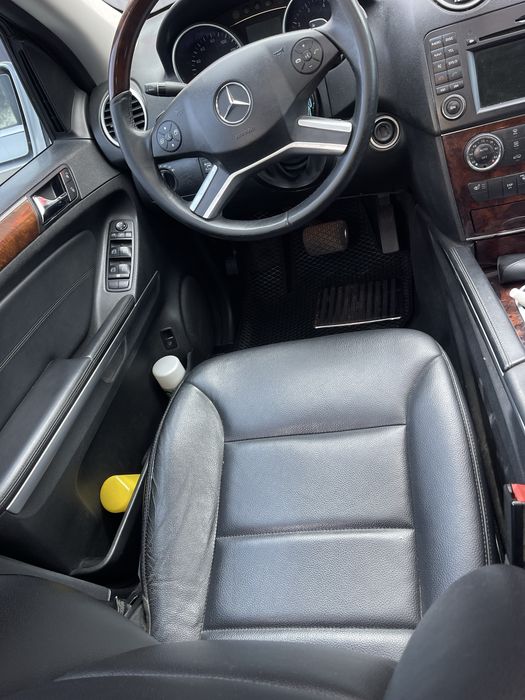 В продажі  Mercedes ML 350