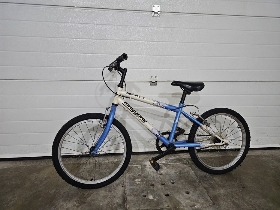 Vendo bicicleta criança roda 20.