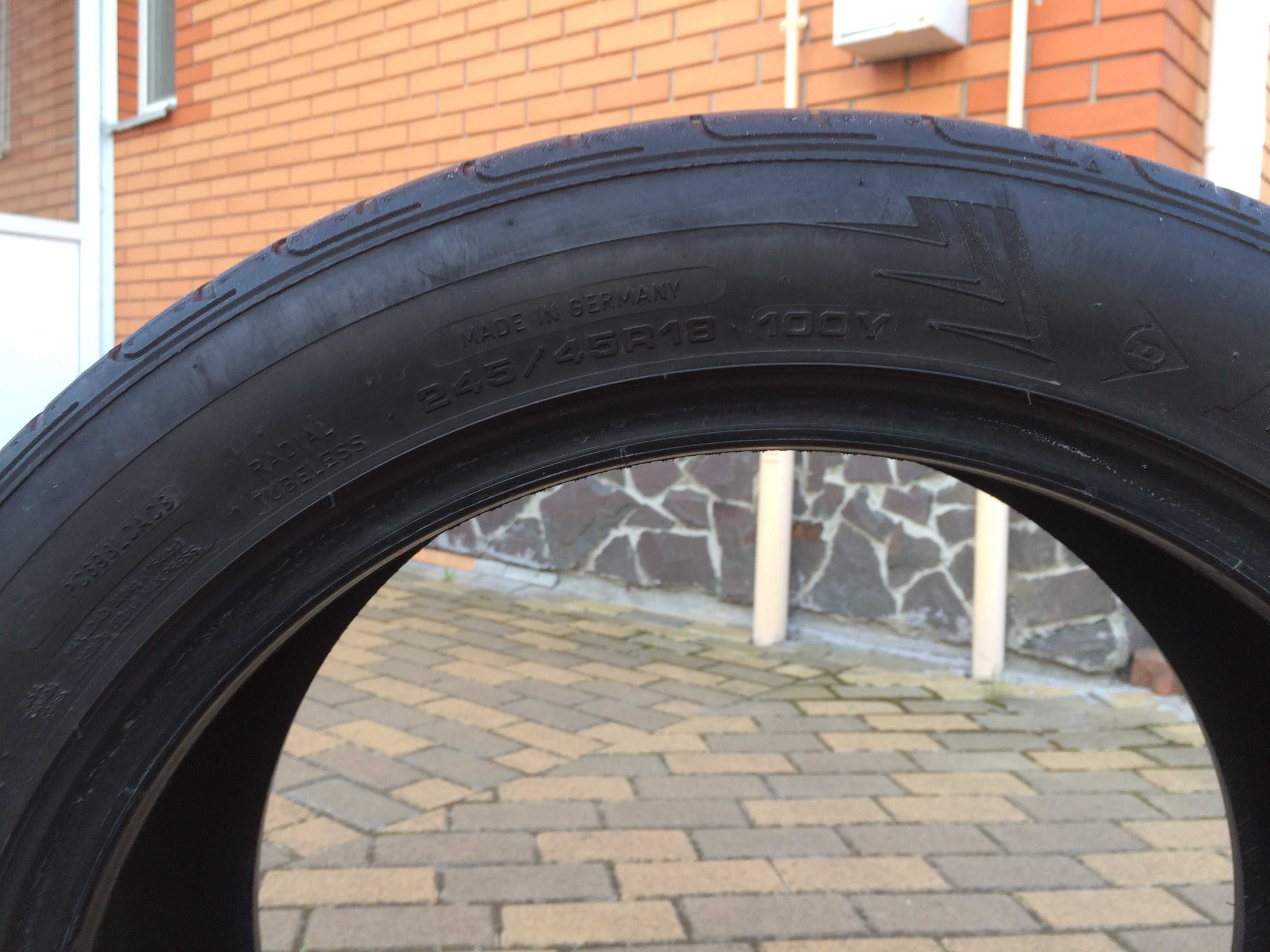 Комплект шин Dunlop Sport Maxx 245/45 R18