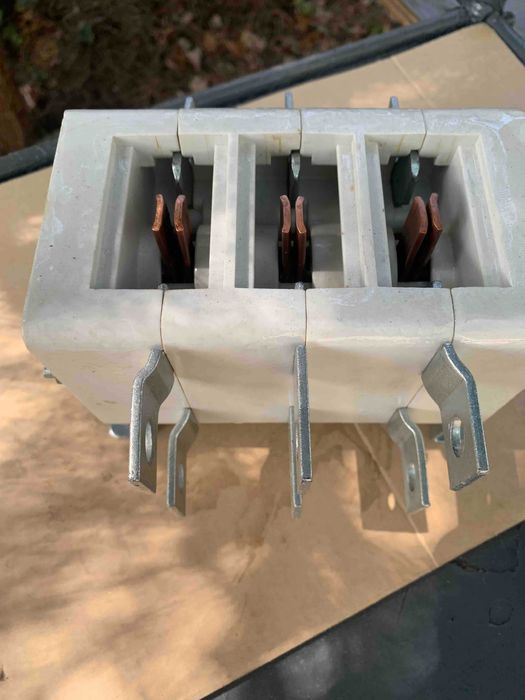 АВР Tomzn TOQ5-125А / Geya 63А 1/3Ф 2Р/4Р Рубільник перекидний ВР 250A