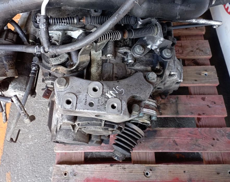 Caixa de Velocidades VW Passat/Golf V/Audi A3 8P/Skoda Superb 2.0 Tdi Ref: KNS