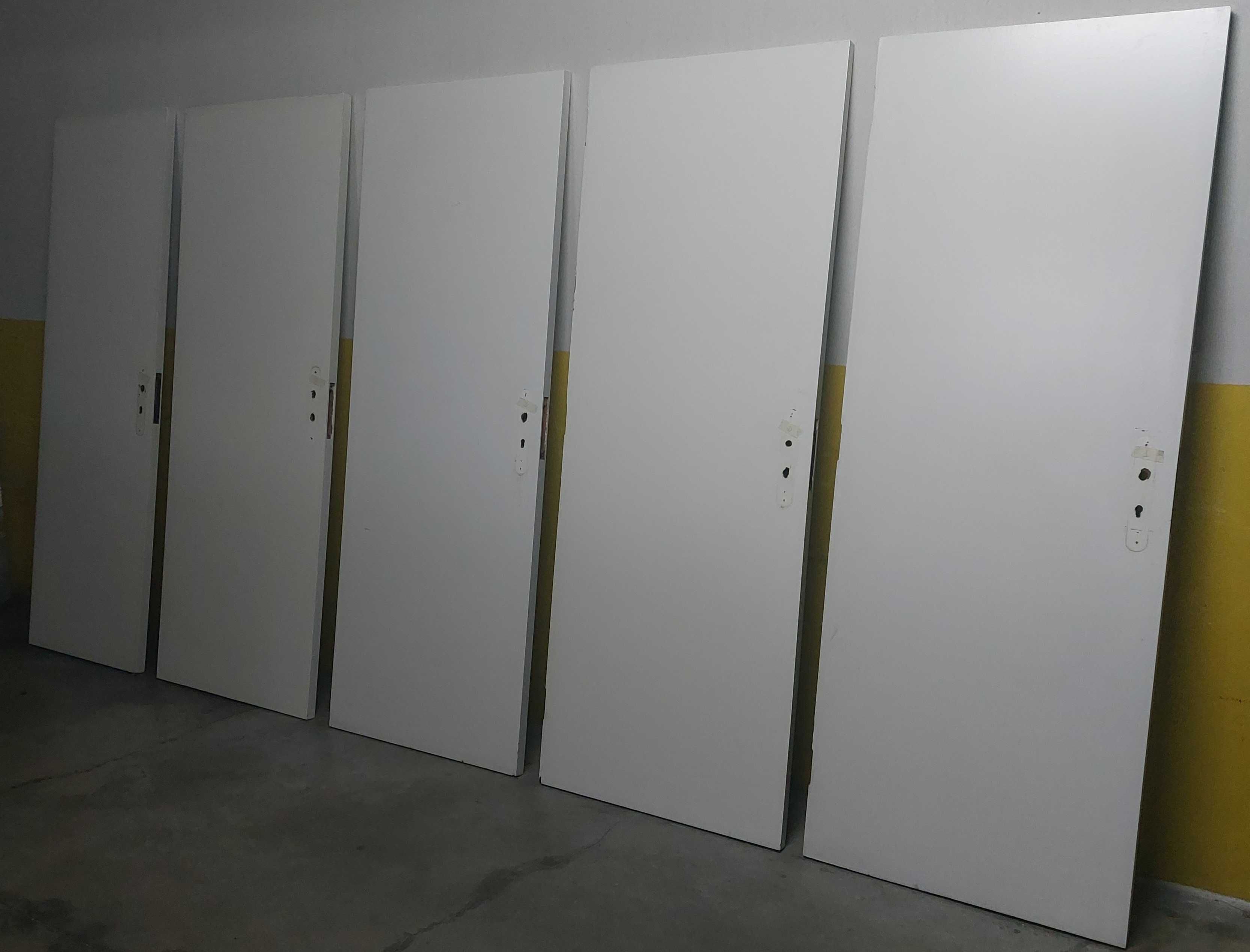 Portas em Lacado a Branco