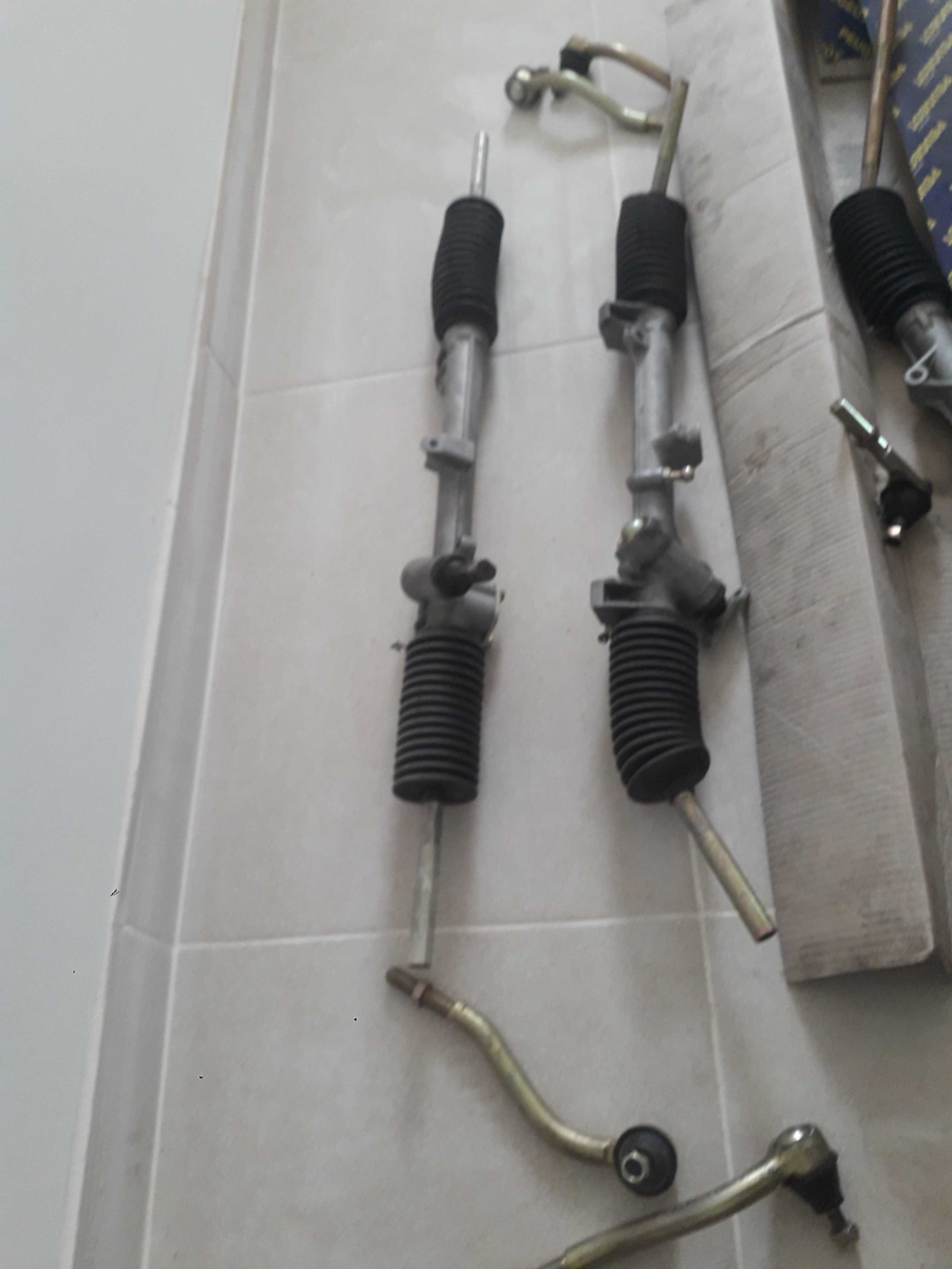 Vendo caixa de direcção Peugeot(504) / (505)