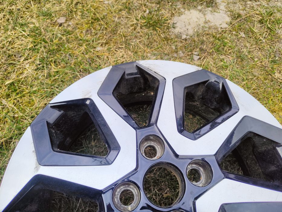 Toyota Aygo felgi alu 15"4,5j 17x5"