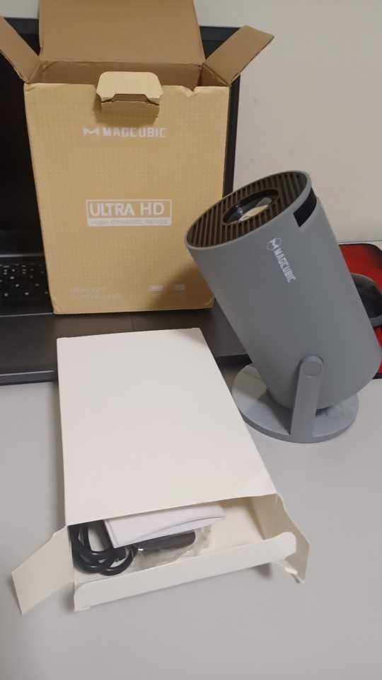 Надійний Magcubic HY300PRO Android проектор 4K домашний кінотеатр WiFi
