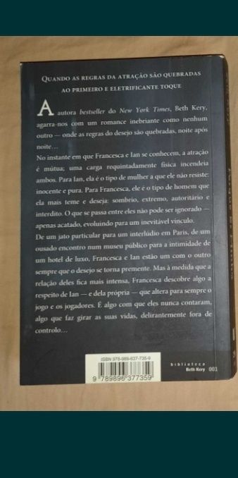 Livros/romance- "Porque somos um"