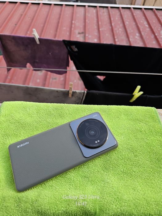 Vendo  e troco meu xiaomi 12s ultra so  idioma ingles 256Gb/12Gb+4gb