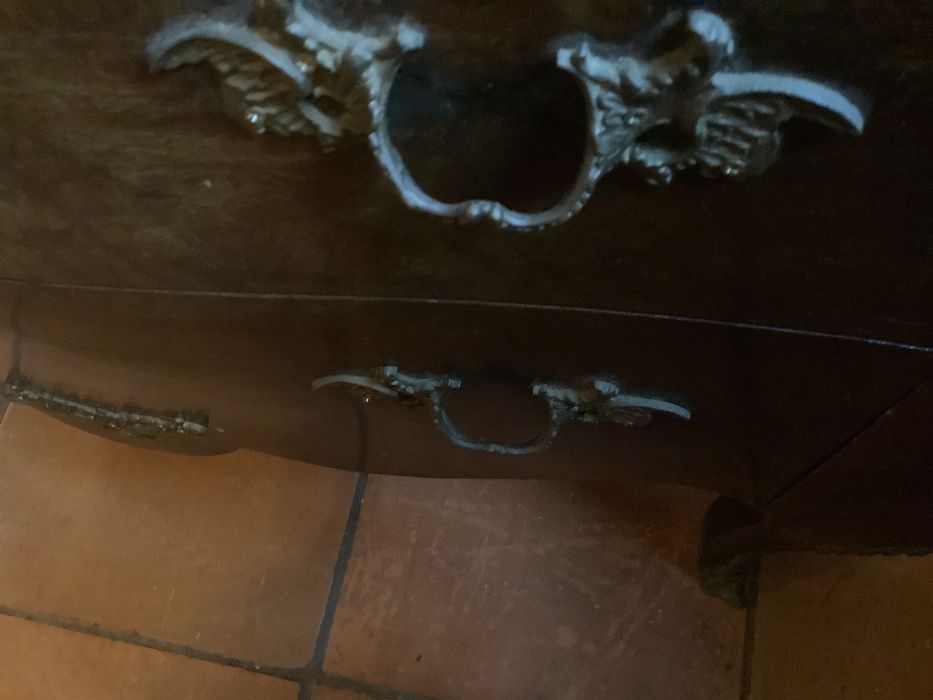 Móvel Luís XV 166x80x41 cm AxLxP