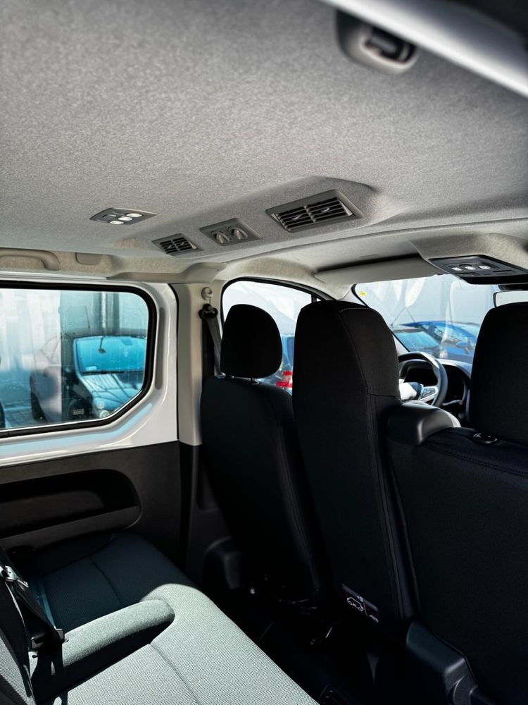 Do Wynajęcia Nowy Bus 9 os. Renault Trafic Long rocznik 2025 Klima