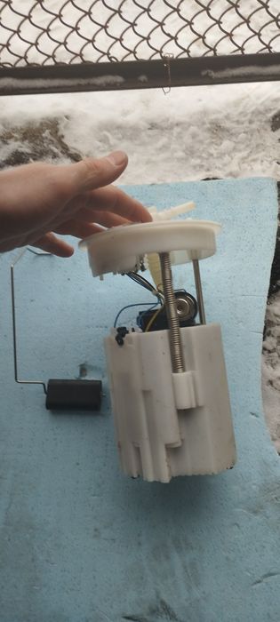 Насос топливный в сборе Ford Focus III