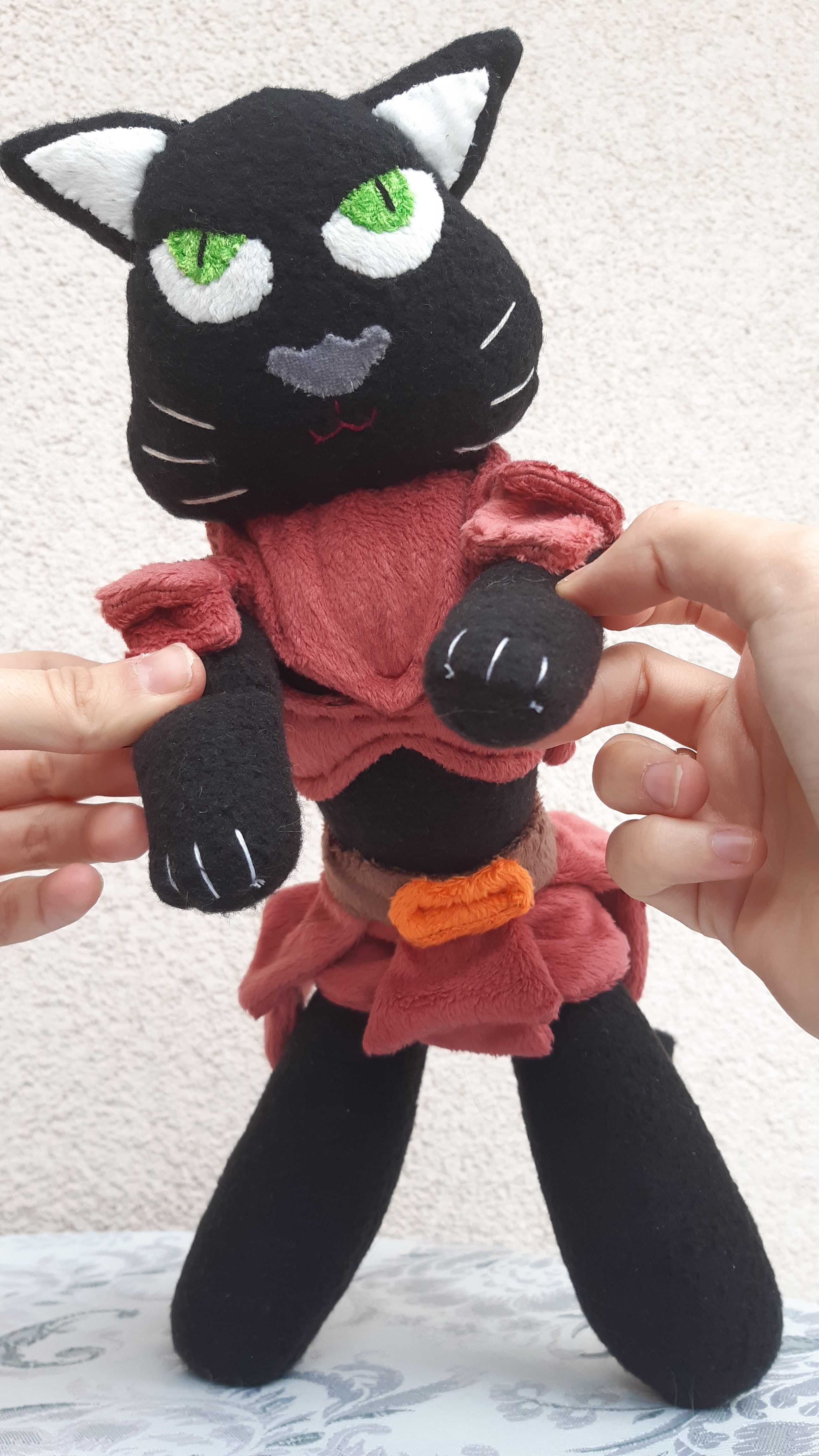 Pluszowy kotołak rękodzieło maskotka fantasy wojownik