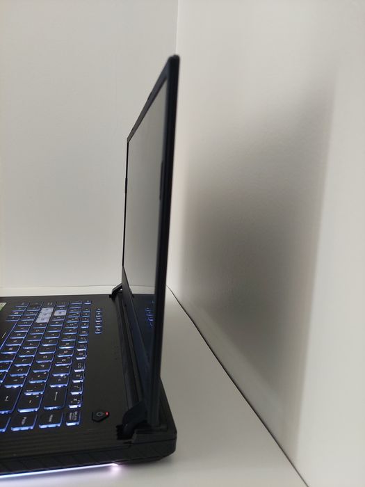 portatil rog strix asus
